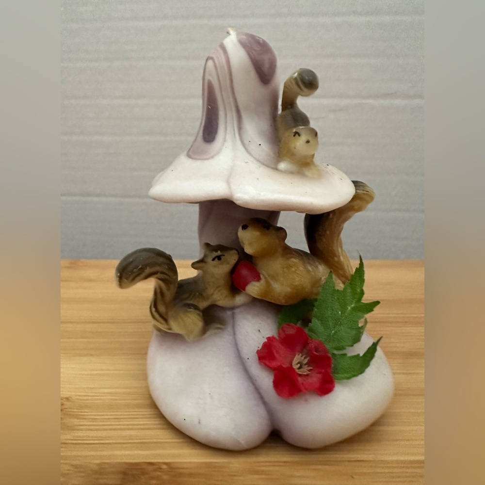 Vintage Candle Mushroom Shape w. Squirrels in Woods! 70’s Boho Nature. Wildlife.